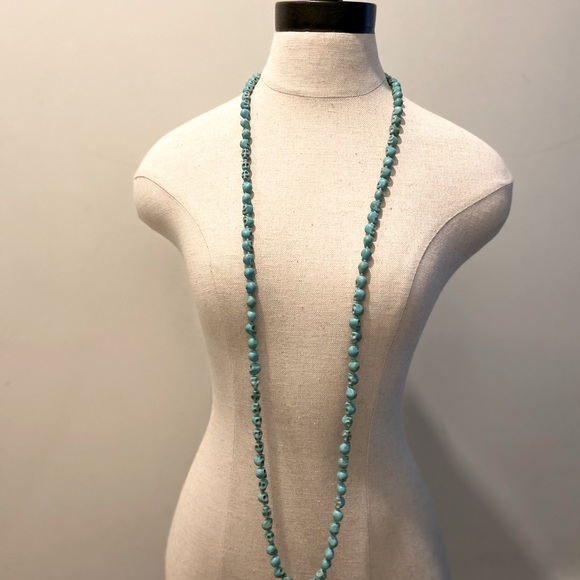 Skull Head Necklace - Picture 2 of 3